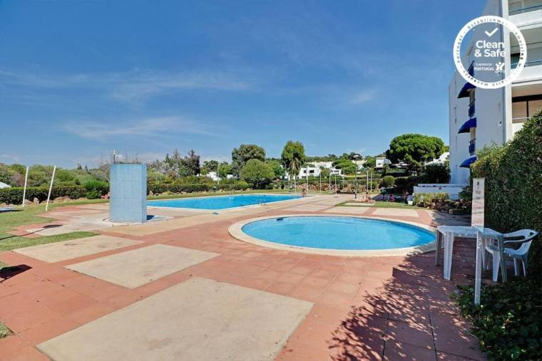 Vilamoura Harmony with pool by Homing
