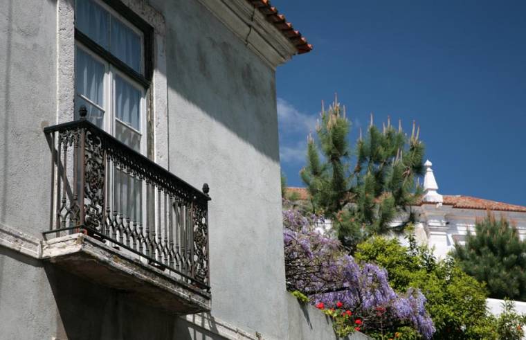 Balcony and Garden in Alfama - Lisbon