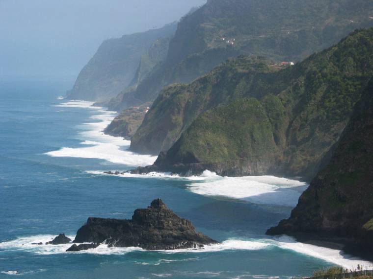Atlantic Cliffs - Madeira