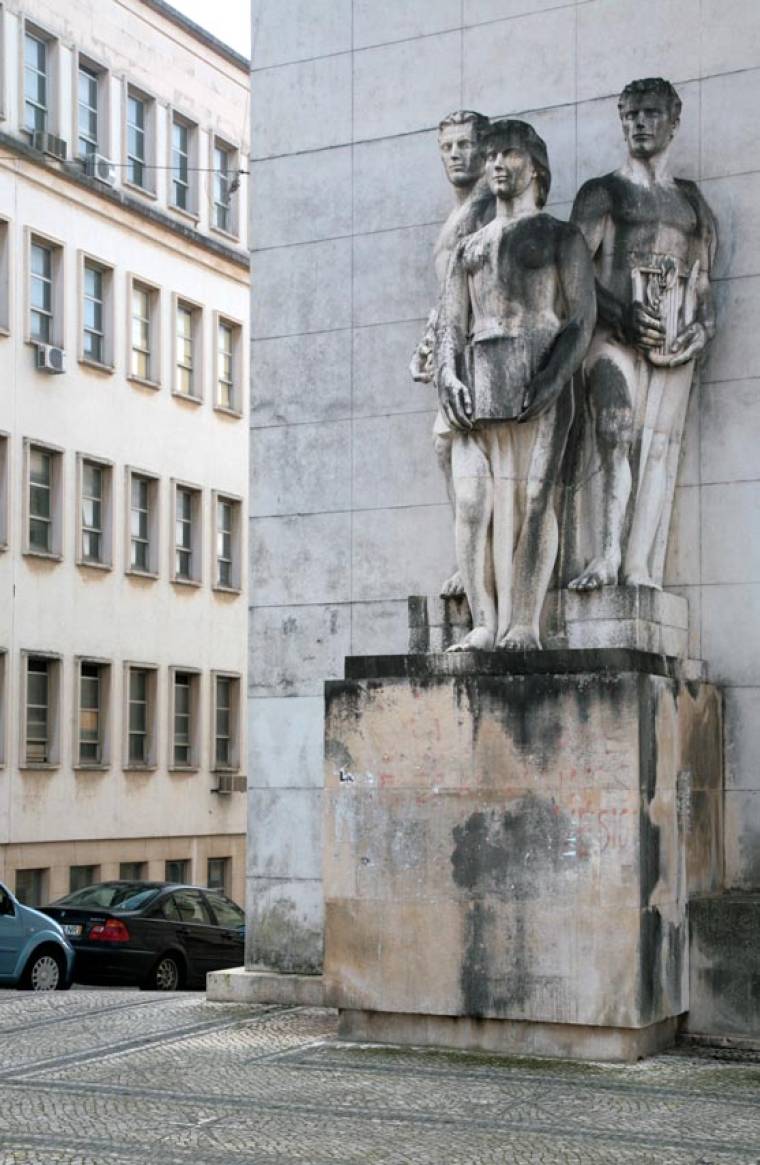 Statues - Coimbra University