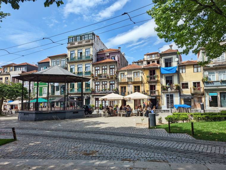 Cordoaria - Bandstand and Cafes - Porto