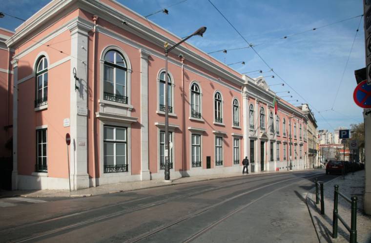 Rua Escola Politecnica - Lisbon