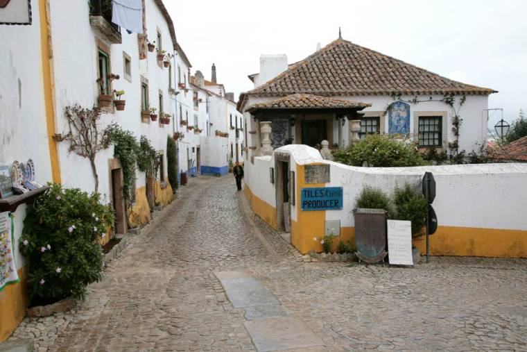 Obidos Street and houses