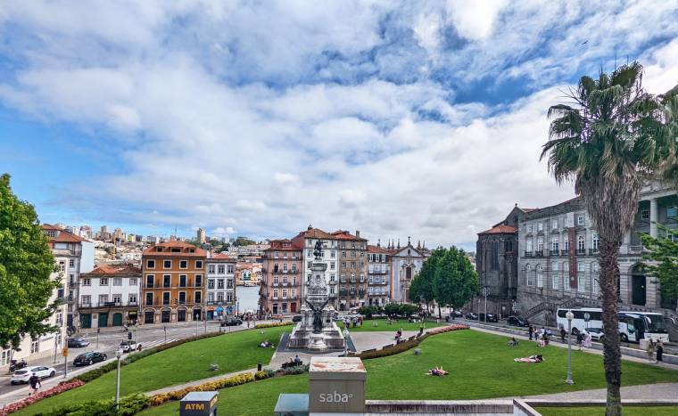 Praça do Infante Dom Henrique - Porto