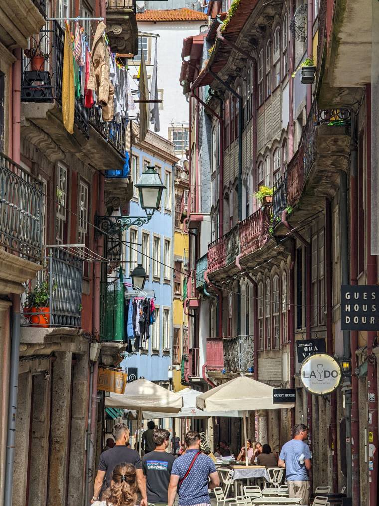 Ribeira side street - Porto