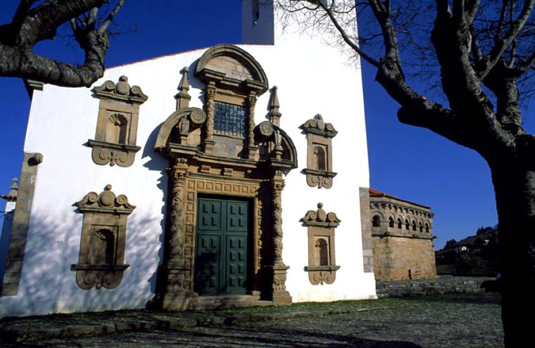Igreja de Santa Maria - Braganca