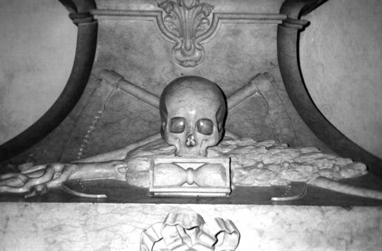 Tomb in National Pantheon - Lisbon