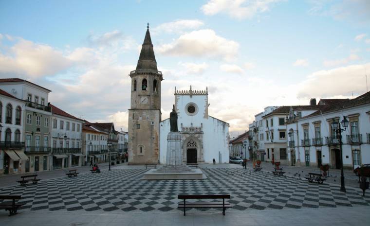 Tomar Town Square