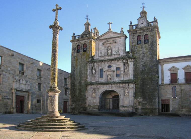 Viseu - Catherdral and square