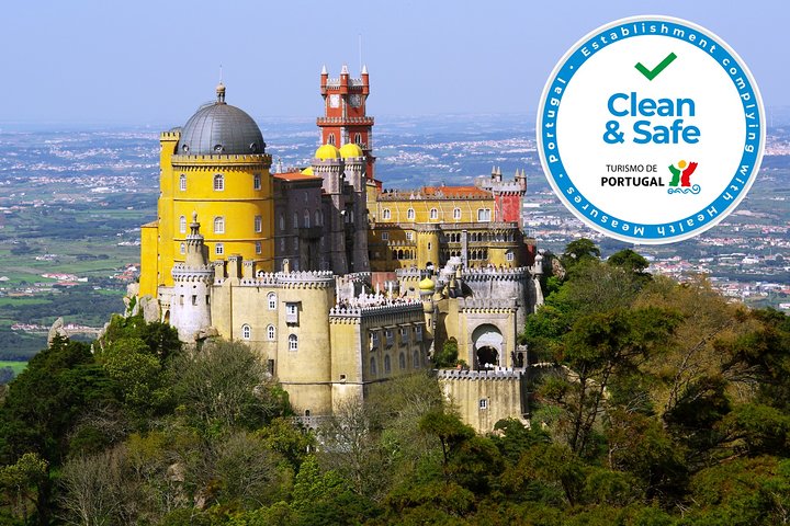 Full-Day Sintra Palaces Private Tour from Lisbon