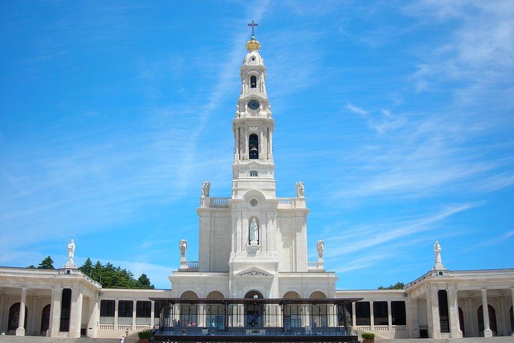 Lisbon and Fátima Sanctuary Private Tour