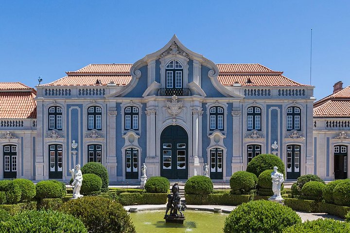 Queluz Royal Palace, Mafra Royal Palace and Convent Private Tour from Lisbon