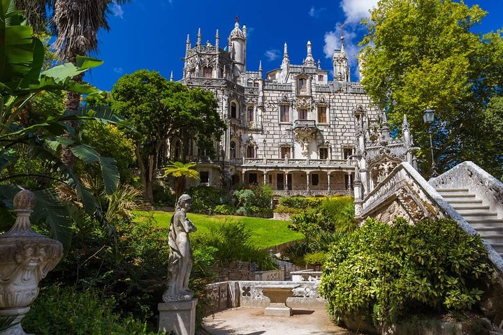 Sintra All Palaces Sight Seeing Tour (2pax or more)