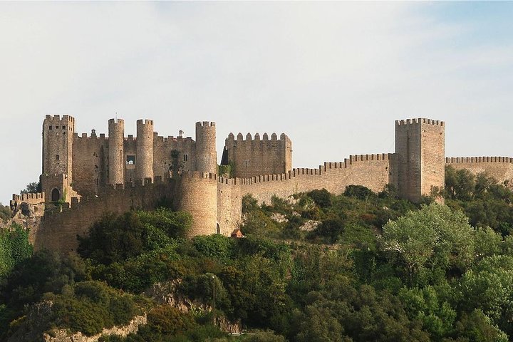 Batalha, Nazaré, Óbidos Private Tour from Lisbon