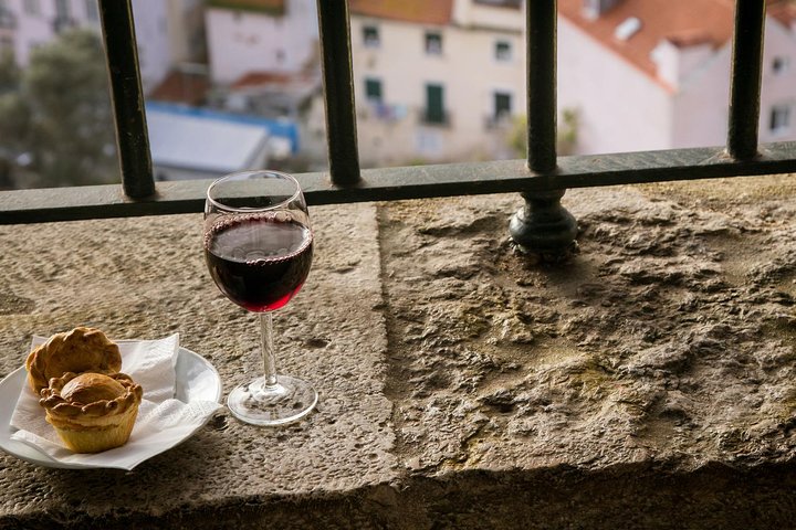 Lisbon Wine Tour with a Local Expert: Private & Personalized