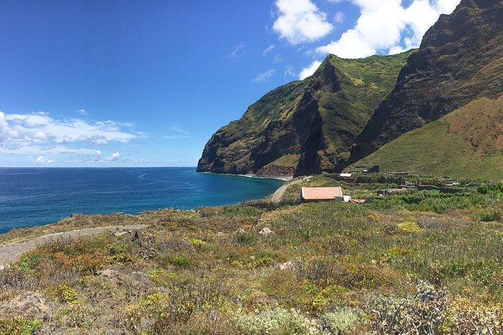 Porto Moniz and Cable Car Tour