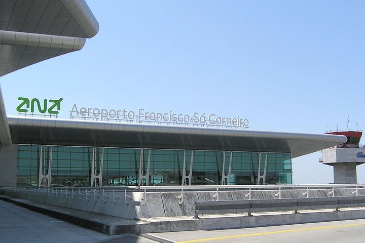 Oporto Airport Private Transfer to Matosinhos