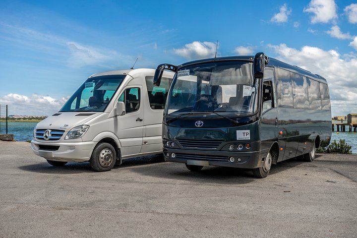 Transfer Liboa - Porto in 16-seater minibus