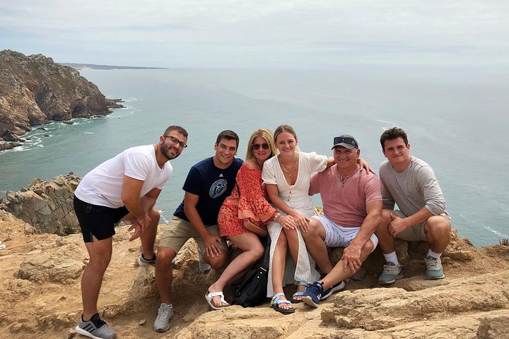 Discovery all Sintra + Cabo da Roca with local tour guide in an electric Tuktuk