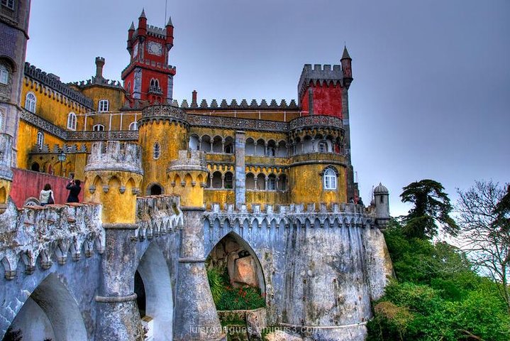 Private 8-hour tour of Sintra, Cabo da Roca & Cascais from Lisbon hotel