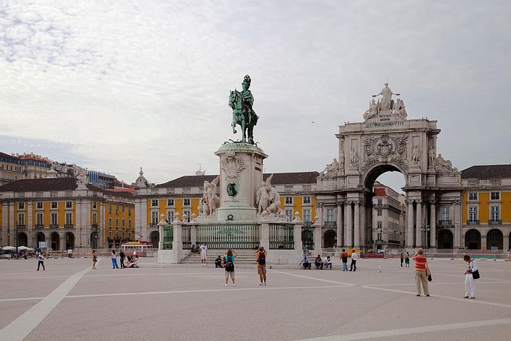 Lovely Lisbon Self-Guided Audio Tour