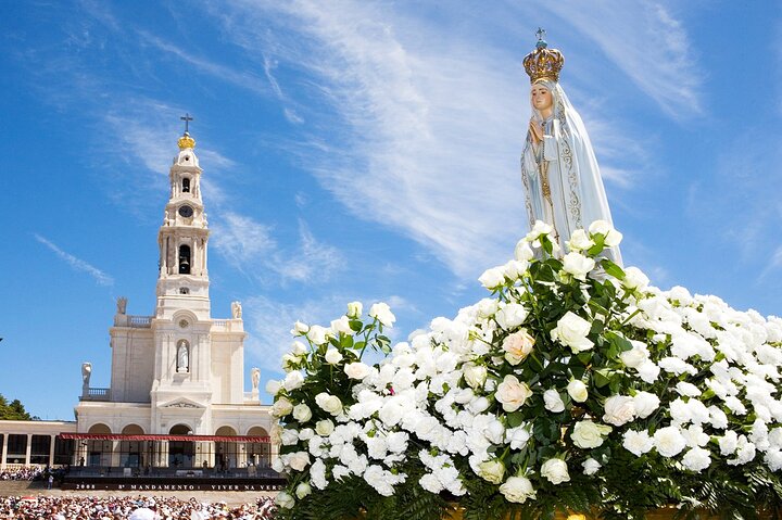 Private Tour to Our Lady of Fátima from Lisbon