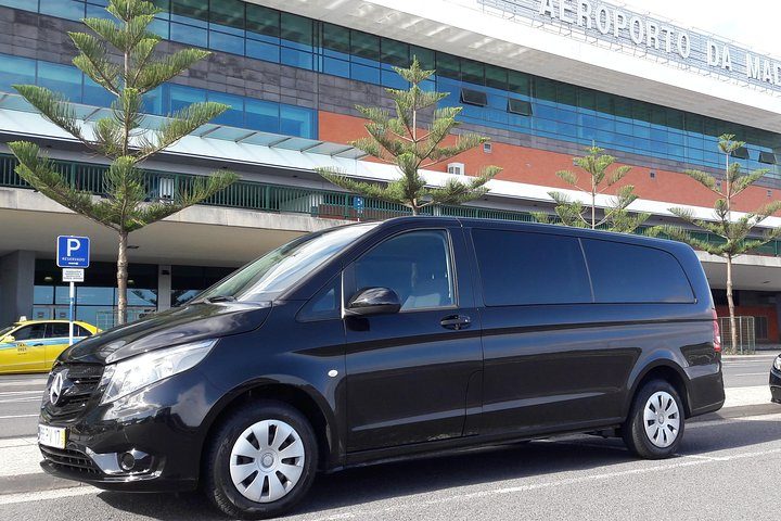 Madeira Airport Transfer Private Minibus