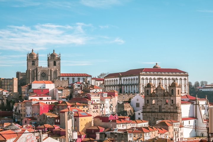 Private Tour in Porto with cruise and visit to a wine cellar